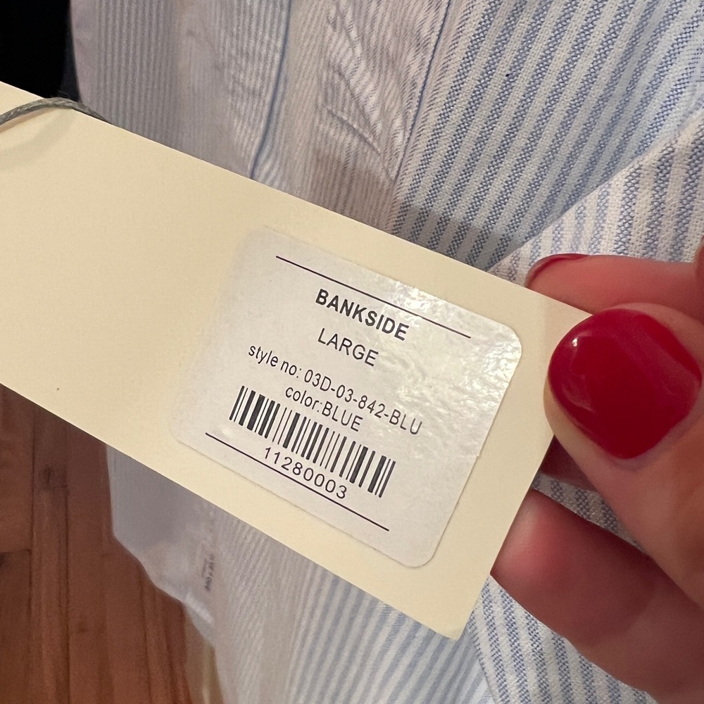 Button down - Picture 4 of 4